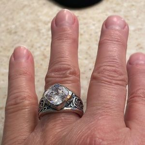 Grace & Heart Ionia Ring